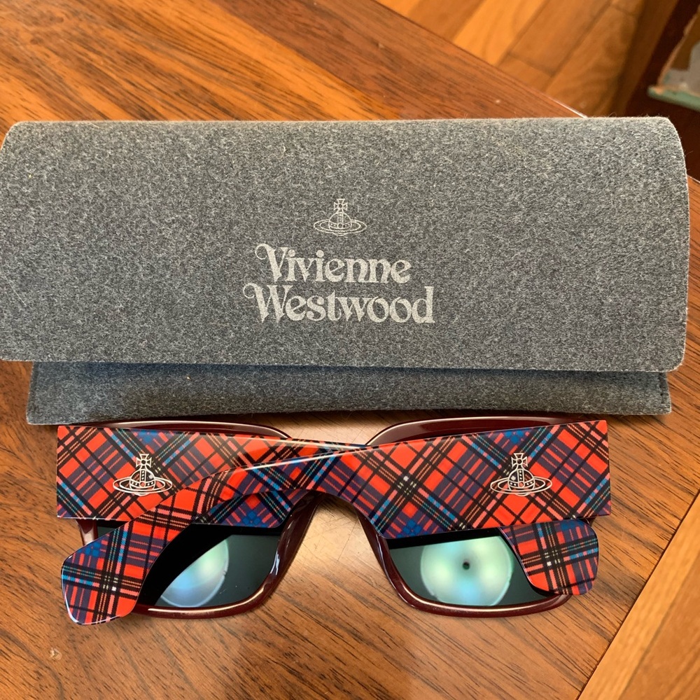 Vivienne Westwood Tartan Sunglasses in Red and Black - Picture 6 of 8